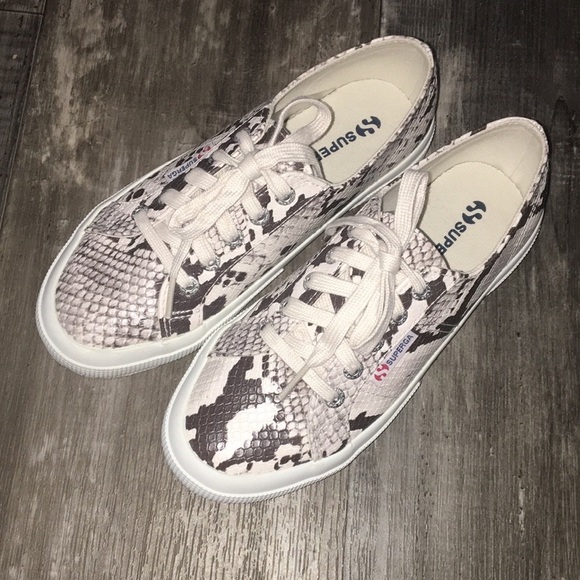 NWOT Superga Synth Snake Embossed Low Top Sneakers - Picture 1 of 8